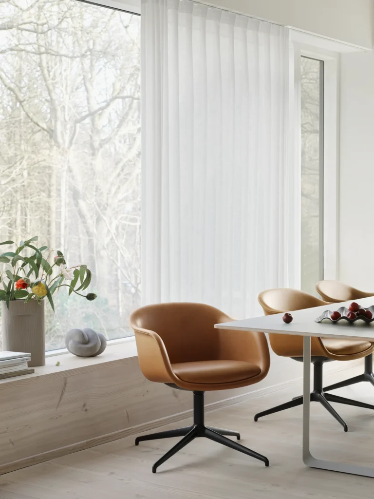 fiber-conference-armchair-swivel-black-refine-leather-cognac-70-70-grey-ridge-vase-wave-tray-org_7